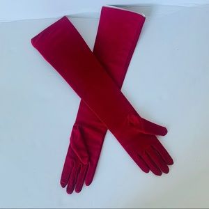 Above Elbow Women’s Gloves NWT